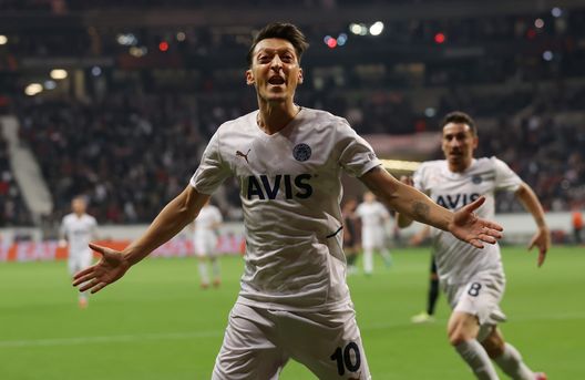 Ozil (getty images) Ozil (getty images)
