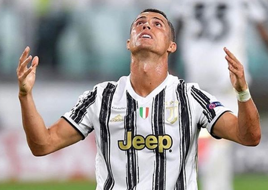 Cristiano Ronaldo (instagram Elma Aveiro) Cristiano Ronaldo (instagram Elma Aveiro)