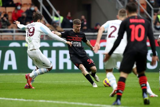 (Photo by Marco Luzzani/Getty Images) Vittoria dedicata a Kjaer e il Milan si prepara alla Champions- immagine 3