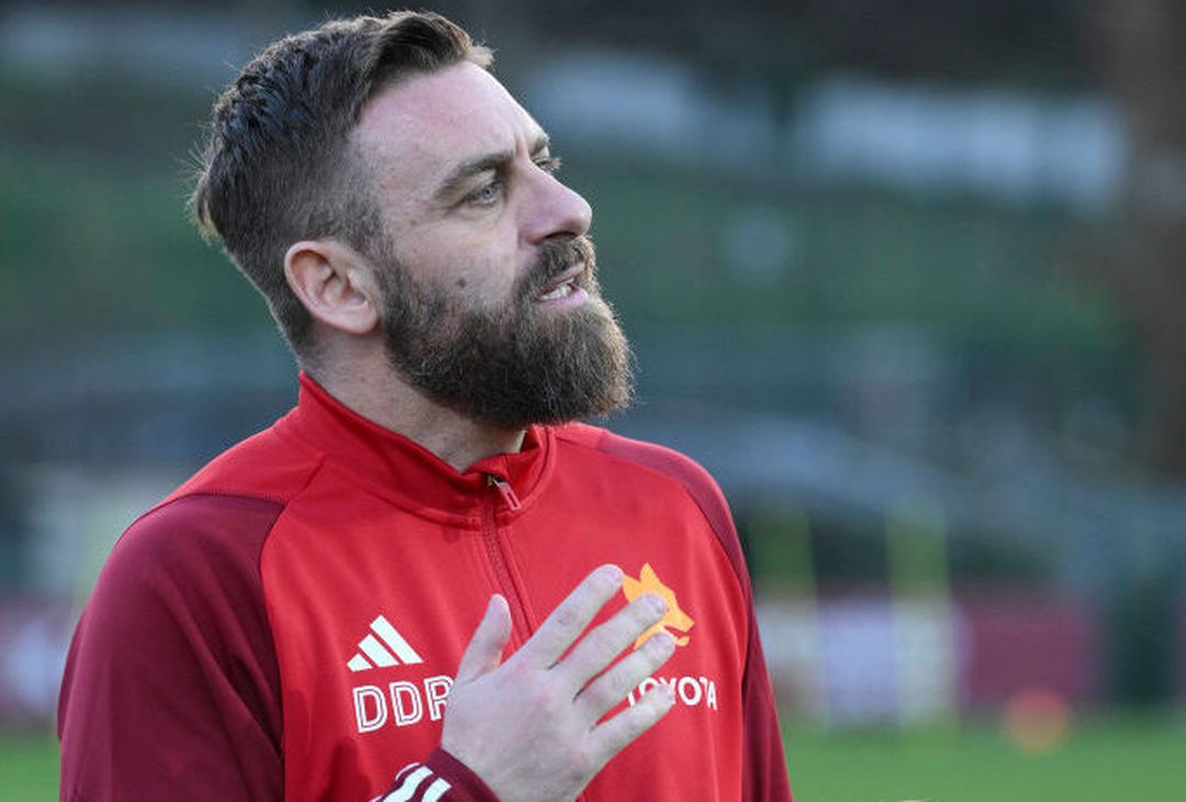 Roma, il primo allenamento in giallorosso di Daniele De Rossi – FOTO GALLERY - immagine 20