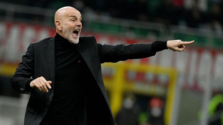 MILAN, ITALY - FEBRUARY 09: AC Milan head coach Stefano Pioli reacts during the Coppa Italia match between AC Milan ac SS Lazio at Stadio Giuseppe Meazza on February 09, 2022 in Milan, Italy. (Photo by Marco Rosi - SS Lazio/Getty Images)