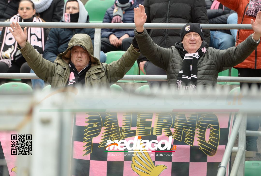FOTOTIFO Palermo-Reggina 2-1, i tifosi allo Stadio “Renzo Barbera” (Gallery) - immagine 11