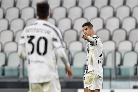 Cristiano Ronaldo e Rodrigo Bentancur Cristiano Ronaldo e Rodrigo Bentancur