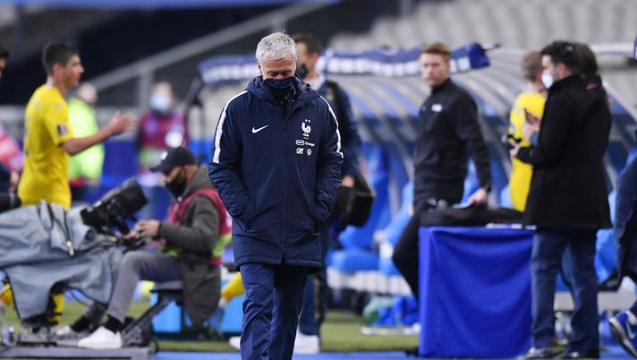 PARIS, FRANCE - MARCH 24: Didier Deschamps, Head Coach of France looks dejected following the FIFA World Cup 2022 Qatar qualifying match between France and Ukraine on March 24, 2021 in Paris, France. Sporting stadiums around France remain under strict restrictions due to the Coronavirus Pandemic as Government social distancing laws prohibit fans inside venues resulting in games being played behind closed doors. (Photo by Aurelien Meunier/Getty Images) PARIS, FRANCE - MARCH 24: Didier Deschamps, Head Coach of France looks dejected following the FIFA World Cup 2022 Qatar qualifying match between France and Ukraine on March 24, 2021 in Paris, France. Sporting stadiums around France remain under strict restrictions due to the Coronavirus Pandemic as Government social distancing laws prohibit fans inside venues resulting in games being played behind closed doors. (Photo by Aurelien Meunier/Getty Images)