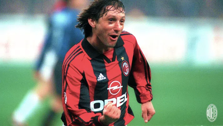 Il brasiliano Leonardo con il Milan (credits: acmilan.com)