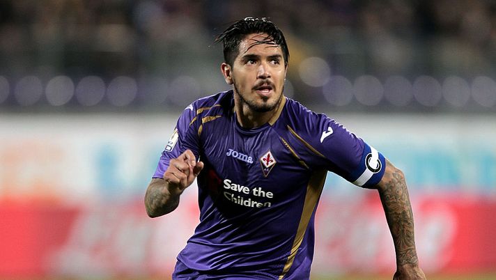 FLORENCE, ITALY - JANUARY 21: Juan Manuel Vargas of ACF Fiorentina in action during the TIM Cup match between the TIM Cup match between ACF Fiorentina and Atalanta BC at Artemio Franchi on January 21, 2015 in Florence, Italy. (Photo by Gabriele Maltinti/Getty Images) FLORENCE, ITALY - JANUARY 21: Juan Manuel Vargas of ACF Fiorentina in action during the TIM Cup match between the TIM Cup match between ACF Fiorentina and Atalanta BC at Artemio Franchi on January 21, 2015 in Florence, Italy. (Photo by Gabriele Maltinti/Getty Images)