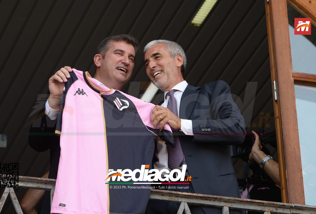 FOTO PALERMO AL CITY GROUP: MIRRI, SORIANO E L’ABBRACCIO DEI TIFOSI (GALLERY) - immagine 36