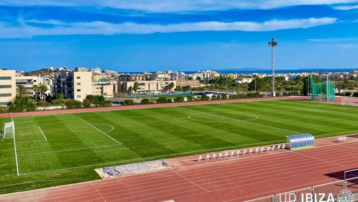 Non solo sole, mare e movida: in estate a Ibiza c’è anche il derby… 