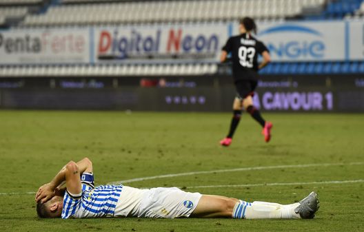 Spal-Milan 2-2, stagione 2019-2020. Sotto di due gol, i rossoneri pareggiano i conti con Leao e un autogol di Vicari al 94' (getty images) Spal-Milan 2-2, stagione 2019-2020. Sotto di due gol, i rossoneri pareggiano i conti con Leao e un autogol di Vicari al 94' (getty images)