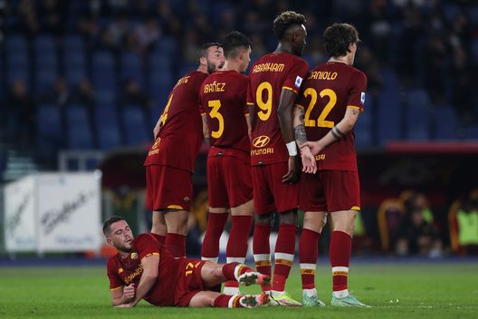La barriera della Roma durante la sfida al Milan. La barriera della Roma durante la sfida al Milan.