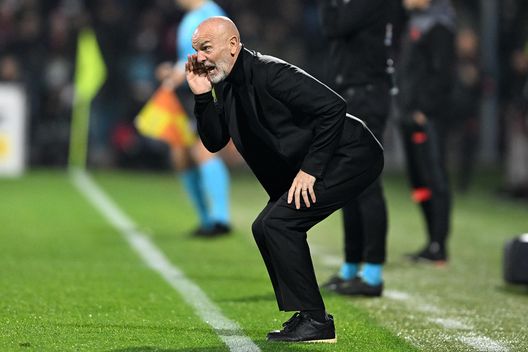 Milan arrivato a Firenze: rossoneri in città dopo i problemi con il volo- immagine 2