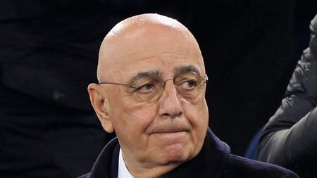 Adriano Galliani (ex amministratore delegato AC Milan), qui con i rossoneri nel 2016 | AC Milan News (Getty Images) Adriano Galliani (ex amministratore delegato AC Milan), qui con i rossoneri nel 2016 | AC Milan News (Getty Images)