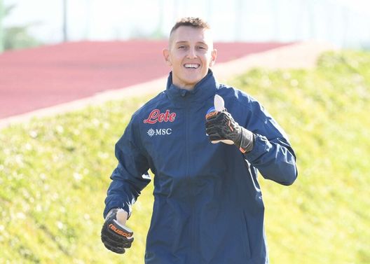 Verso la Roma, per Kvaratskhelia intera seduta in gruppo! Primo allenamento per Gollini- immagine 2