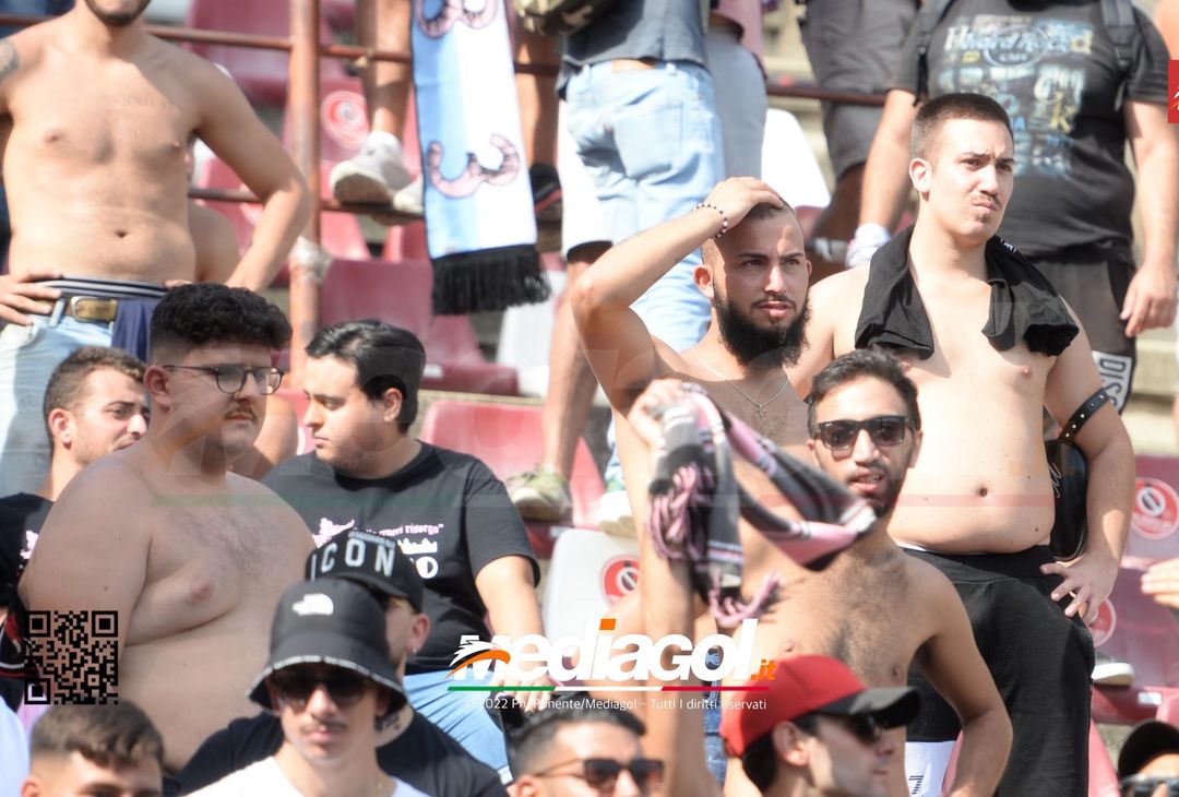 FOTOTIFO, Reggina-Palermo 3-0: i tifosi allo stadio “Oreste Granillo” (Gallery) - immagine 38