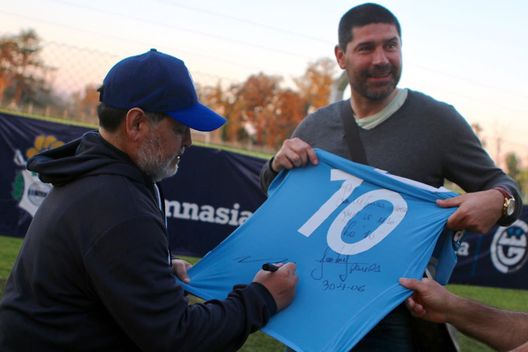 Maradona e Sosa (Twitter Sosa) Maradona e Sosa (Twitter Sosa)