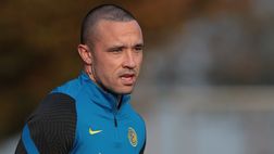 Cagliari, ds Carta: “Nainggolan? Di Francesco non è rassegnato. Sarebbe top player per noi ma…”