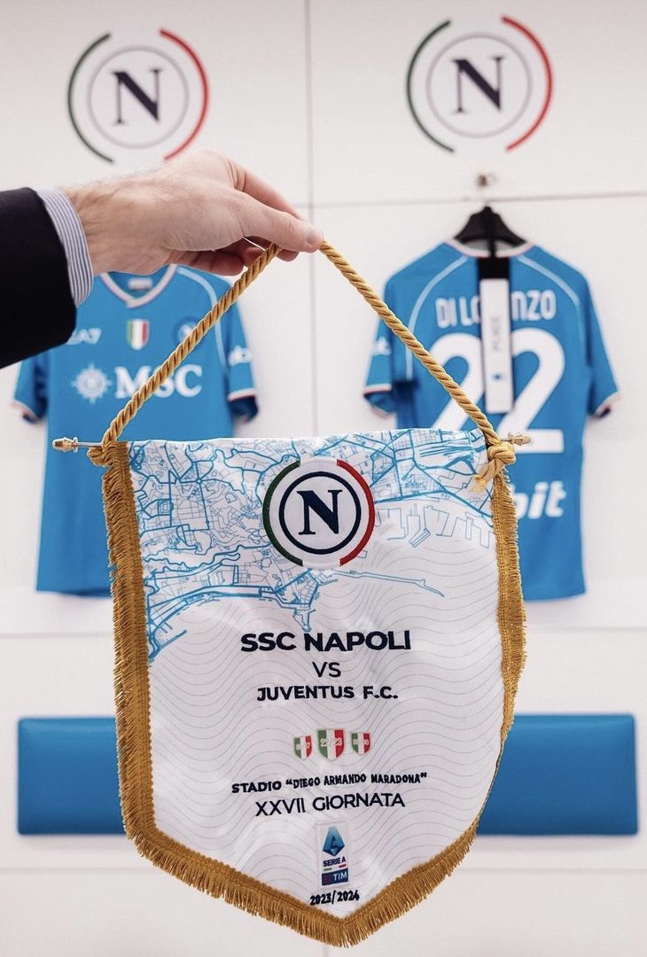 GALLERY Tutto pronto negli spogliatoi del Maradona: il Napoli ha scelto la sua maglia - immagine 3