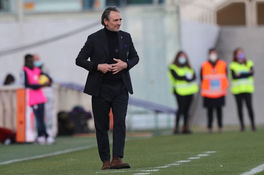 Cesare Prandelli, allenatore della Fiorentina Cesare Prandelli, allenatore della Fiorentina