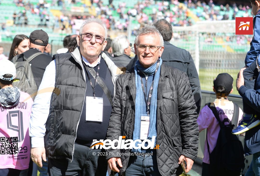 FOTOTIFO Palermo-Benevento 1-1, gli scatti ai tifosi al “Renzo Barbera” (Gallery) - immagine 15