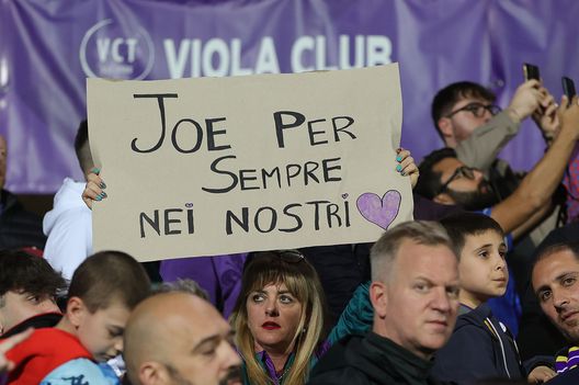 Fiorentina, “missione Grecia”: un trofeo per onorare la memoria di Barone- immagine 2
