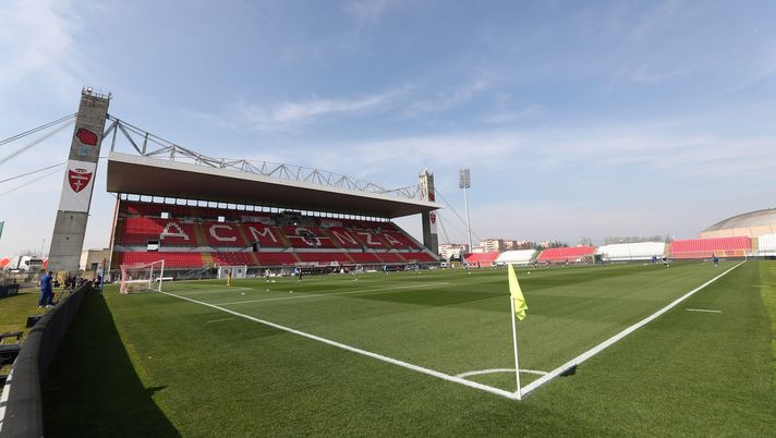 MONZA, ITALY - MARCH 10: A general view of the stadium before the Women's UEFA Champions League Round of 16 match between Atletico Madrid and Chelsea FC Women at Stadio Brianteo on March 10, 2021 in Monza, Italy. (Photo by Marco Luzzani/Getty Images) MONZA, ITALY - MARCH 10: A general view of the stadium before the Women's UEFA Champions League Round of 16 match between Atletico Madrid and Chelsea FC Women at Stadio Brianteo on March 10, 2021 in Monza, Italy. (Photo by Marco Luzzani/Getty Images)