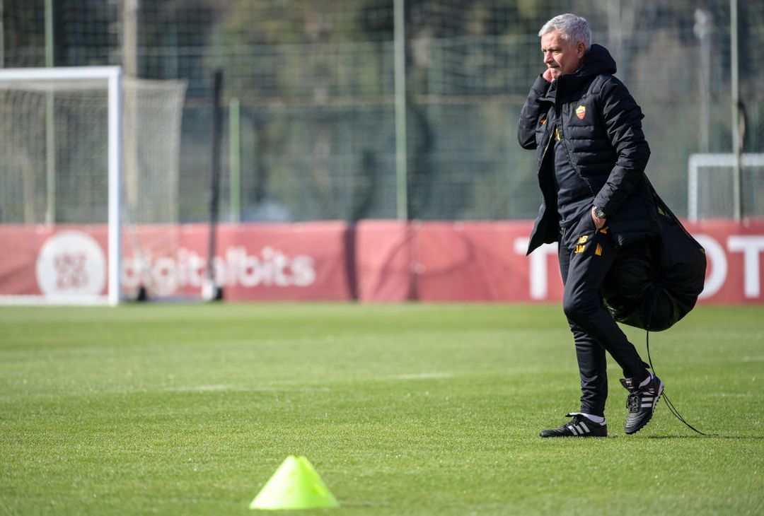 Trigoria, l’allenamento dei giallorossi a due giorni da Napoli-Roma – FOTO GALLERY - immagine 11