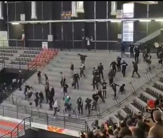 Skopje derby di pallamano, ultras Pelister Bitola danno via ai disordini- immagine 3