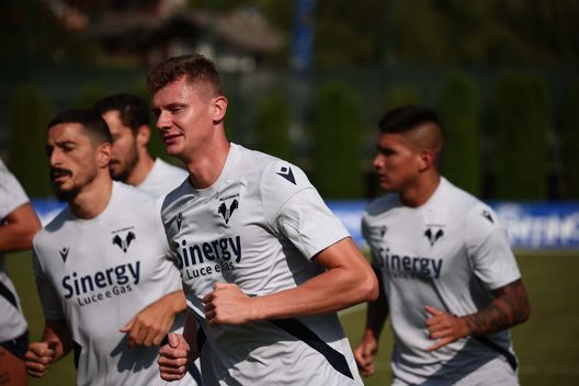 HELLAS VERONA A PRIMIERO PRIMO ALLENAMENTO Verona a Primiero, il via al ritiro. Foto e video- immagine 3