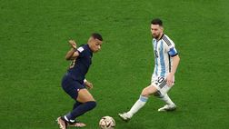 Psg si fa ricco dopo la finale Mondiale: boom vendita maglie di Messi e Mbappé