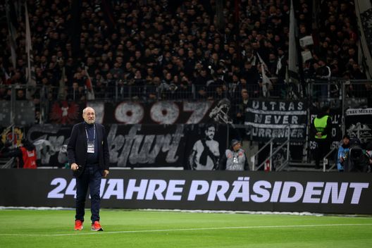 Francoforte, cambia la presidenza. Fischer: “Voglio che la merda nazista esploda in aria”- immagine 3