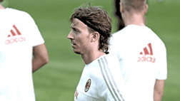 GAZZETTA – MONTOLIVO E JOSE’ MAURI I PEGGIORI