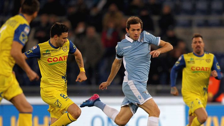 ROME, ITALY - JANUARY 28:  Senad Lulic of SS Lazio in action during the Serie A match between SS Lazio and AC ChievoVerona at Stadio Olimpico on January 28, 2017 in Rome, Italy.  (Photo by Paolo Bruno/Getty Images) 