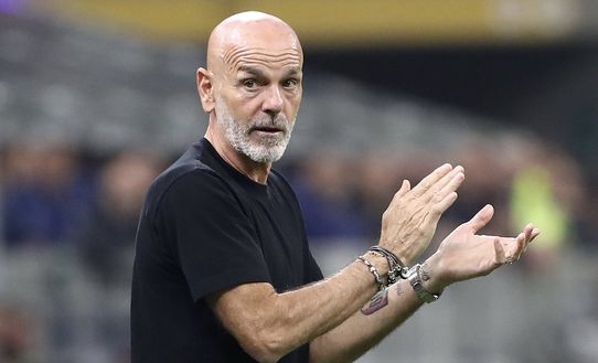 Stefano Pioli (allenatore AC Milan), qui durante Milan-Chelsea 0-2 (Champions League 2022-2023) | News (Getty Images)