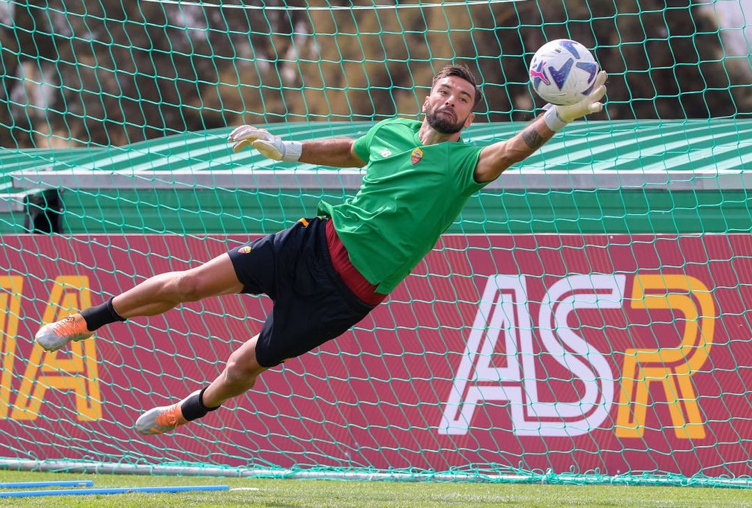 Roma in campo in Portogallo per l’allenamento mattutino – FOTO GALLERY - immagine 3