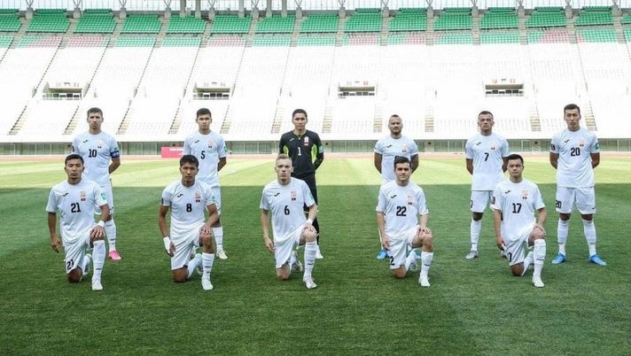 I tre portieri hanno il Covid: Qatar 2022, il Kirghizistan vince 8-1 con il bomber fra i pali… 