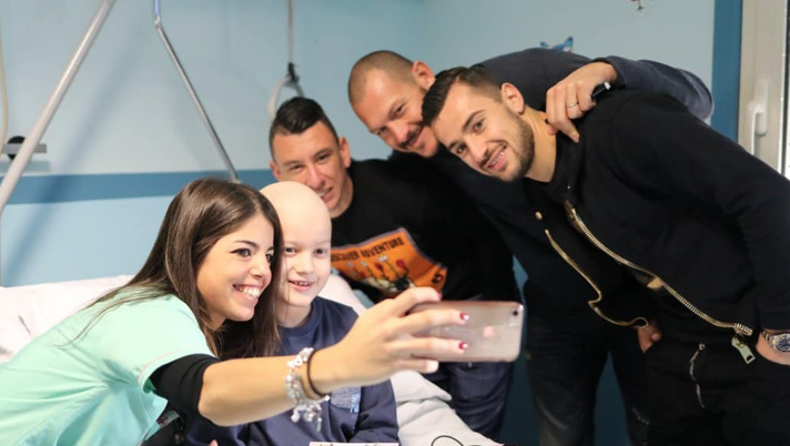 Foto, Nestorovski si commuove: “Grazie piccoli amici per questa preziosa lezione di vita, non mollate mai!”  Foto, Nestorovski si commuove: “Grazie piccoli amici per questa preziosa lezione di vita, non mollate mai!”