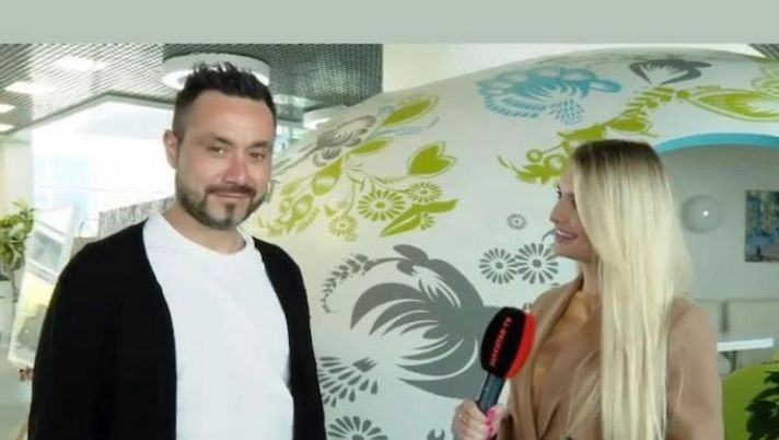 Giornalista dello Shakhtar dà il benvenuto in italiano a De Zerbi, i tifosi: &#8220;Sembra Diletta&#8221; 