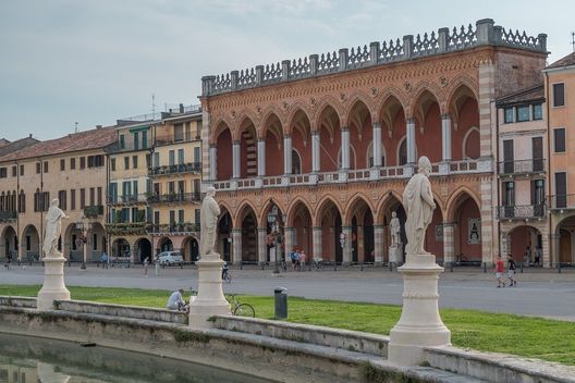 Da Paolo Della Penna a Giovanni Rizzo: quando Padova dà lezioni sul tavolo verde Da Paolo Della Penna a Giovanni Rizzo: quando Padova dà lezioni sul tavolo verde