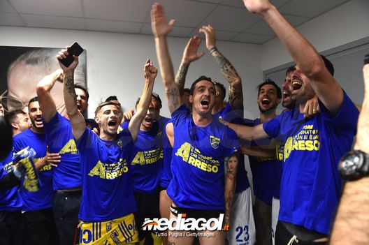 FROSINONE, ITALY - JUNE 16: Players of Frosinone celebrate after winning the serie B playoff match final between Frosinone Calcio v US Citta di Palermo at Stadio Benito Stirpe on June 16, 2018 in Frosinone, Italy. (Photo by Tullio M. Puglia/Getty Images) Palermo-Frosinone, la doppia finale playoff 2018: bivio Coronado, Stellone e Longo…- immagine 6