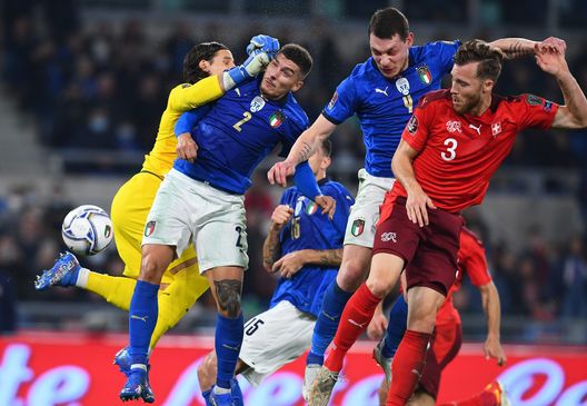 ROME, ITALY - NOVEMBER 12: Giovanni Di Lorenzo of Italy scores the goal during the 2022 FIFA World Cup Qualifier match between Italy and Switzerland at Stadio Olimpico on November 12, 2021 in Rome, Italy . (Photo by Claudio Villa/Getty Images) Italia-Svizzera 1-1: un’ora di gioco incolore per Belotti. Infortunio Rodriguez- immagine 2