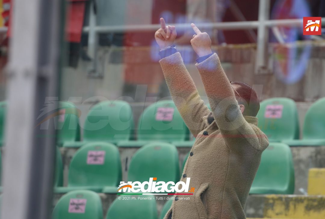 FOTO, i tifosi allo stadio per Palermo – Bari 0-0 (Gallery) - immagine 50