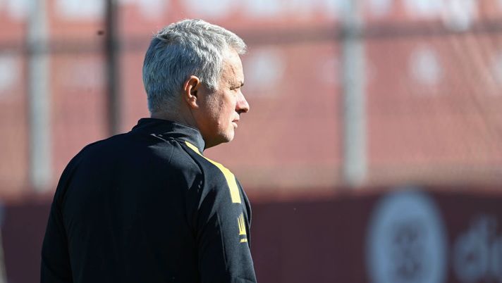 Getty Images Mourinho: “Un giapponese a Roma? Se costa poco” - immagine 1