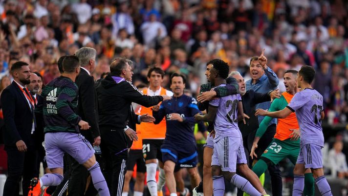 Getty “Spagna razzista”, “No, ci denigri”, è scontro Vinicius-Liga - immagine 1