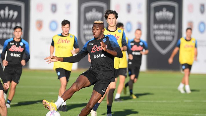 Napoli allenamento turchia antalyaspor osimhen