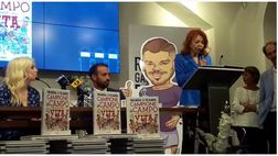 VIDEO / Bedy Moratti legge un pezzo tratto dal libro di Wanda Nara