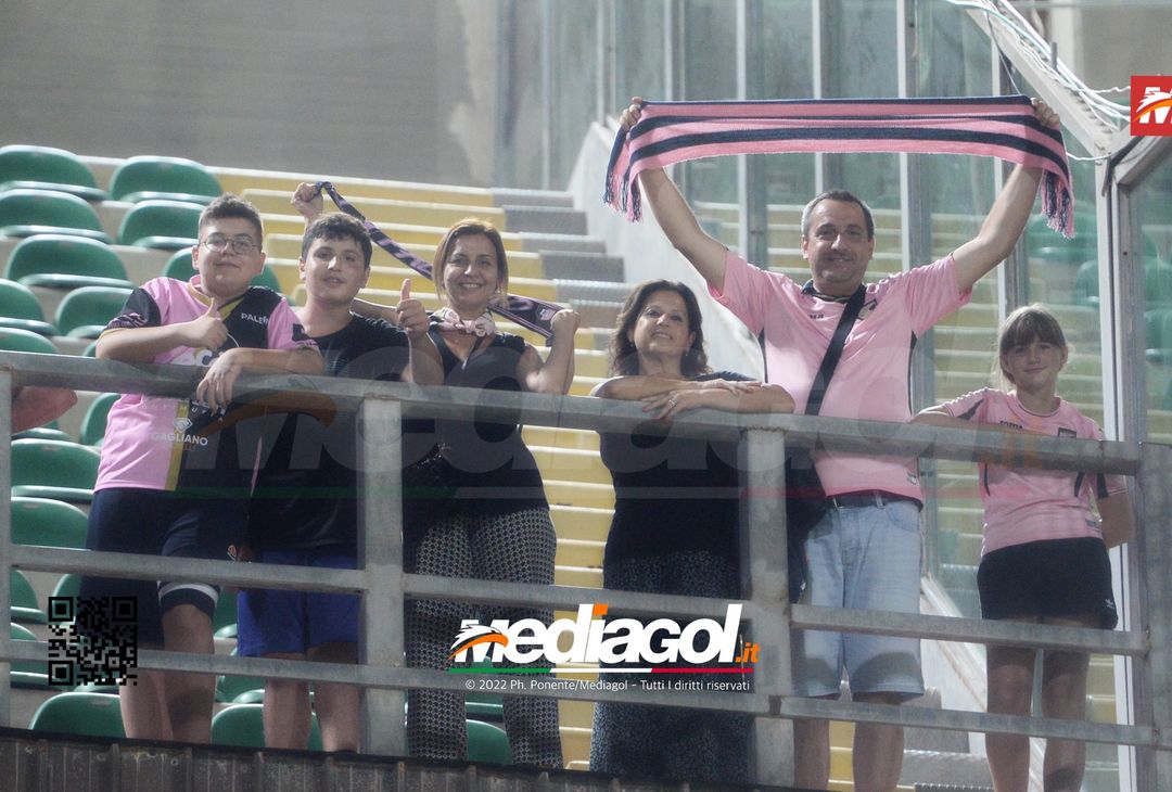 FOTOTIFO, Palermo-Perugia 2-0: i tifosi allo stadio Renzo Barbera (Gallery) - immagine 87