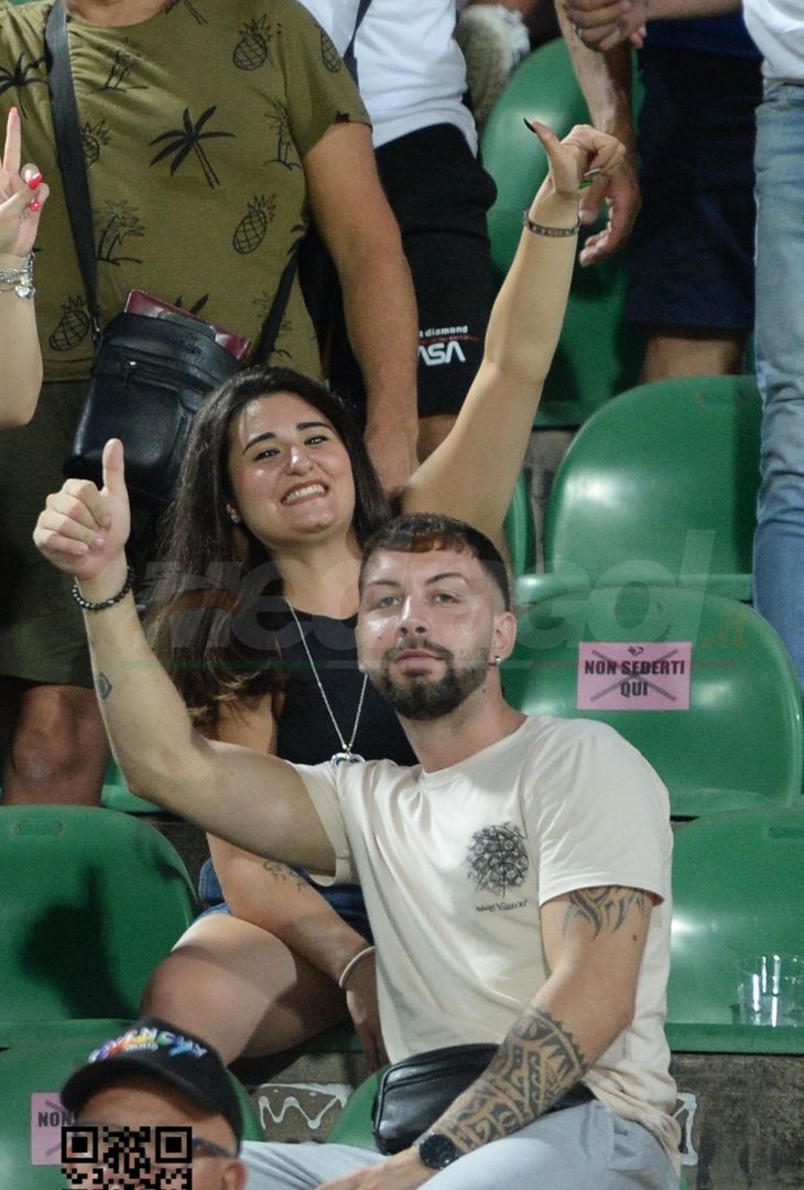 FOTOTIFO, Palermo-Reggiana 3-2 i tifosi allo stadio (gallery) - immagine 16