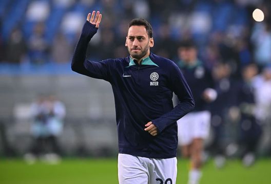 Inter, Calhanoglu torna al volante. Infortunio alle spalle, già titolare col Verona?- immagine 2