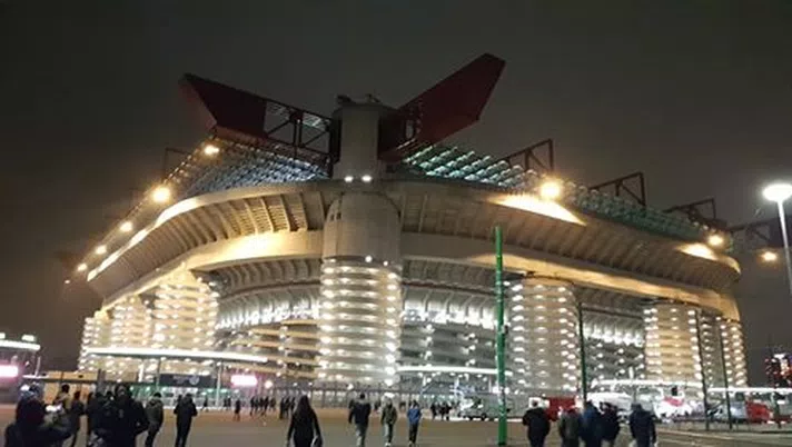 Lo stadio Meazza, in zona San Siro, @PianetaMilan
