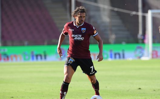 SALERNO, ITALY - JUNE 20: Alessio Cerci of US Salernitana during the serie B match between US Salernitana and SC Pisa on June 20, 2020 in Salerno, Italy. (Photo by Francesco Pecoraro/Getty Images for Lega Serie B) SALERNO, ITALY - JUNE 20: Alessio Cerci of US Salernitana during the serie B match between US Salernitana and SC Pisa on June 20, 2020 in Salerno, Italy. (Photo by Francesco Pecoraro/Getty Images for Lega Serie B)